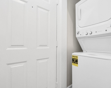 2222 Maroneal Street - Photo Thumbnail 10