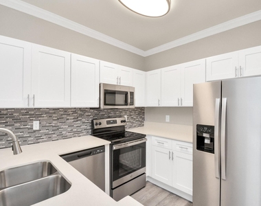 2222 Maroneal Street - Photo Thumbnail 2