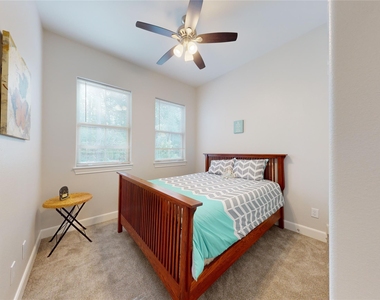 504 Nursery Rd - Photo Thumbnail 8