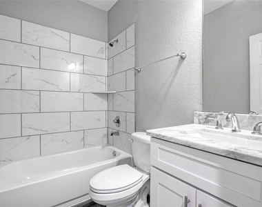 9306 Bean Street - Photo Thumbnail 7