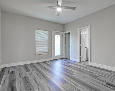 9306 Bean Street - Photo Thumbnail 14