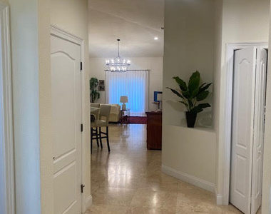 115 Lancha Circle - Photo Thumbnail 2