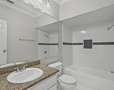 7820 Seawall Boulevard - Photo Thumbnail 21