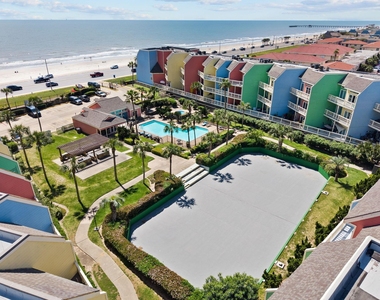 7820 Seawall Boulevard - Photo Thumbnail 8