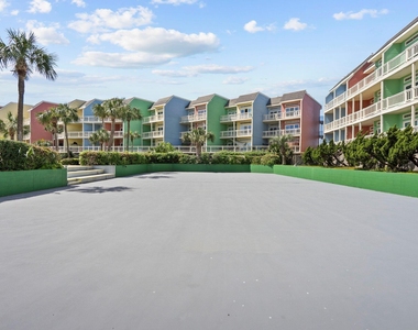 7820 Seawall Boulevard - Photo Thumbnail 23