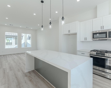 7735 Hammerly Blvd - Photo Thumbnail 26