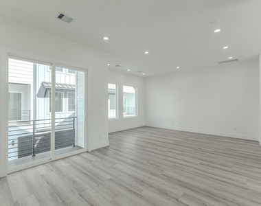 7735 Hammerly Blvd - Photo Thumbnail 21