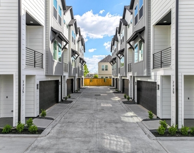 7735 Hammerly Blvd - Photo Thumbnail 10
