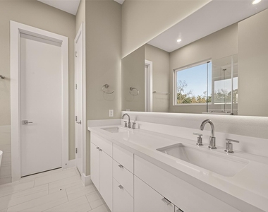 778 Paul Quinn Street - Photo Thumbnail 14