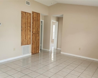 1732 Mitten Terrace - Photo Thumbnail 4