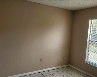 1732 Mitten Terrace - Photo Thumbnail 15