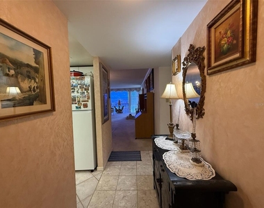 7400 Sun Island Drive S - Photo Thumbnail 9
