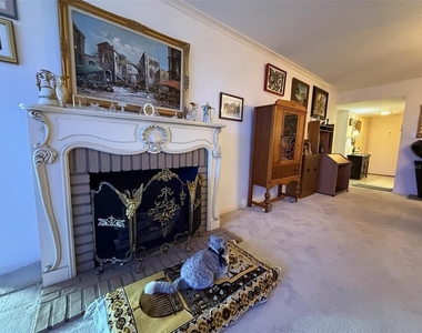 7400 Sun Island Drive S - Photo Thumbnail 1