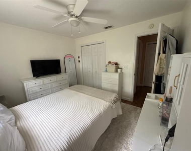 4147 La Pasida Lane - Photo Thumbnail 36