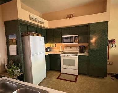 4147 La Pasida Lane - Photo Thumbnail 16