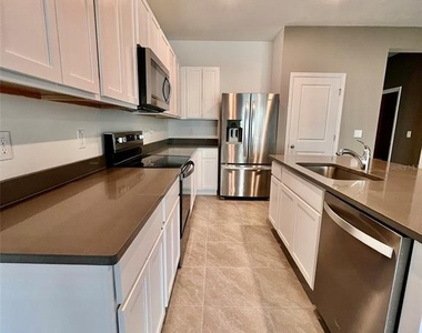 31325 Midnight Sun Way - Photo Thumbnail 5