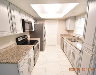 2600 60th Avenue S - Photo Thumbnail 25