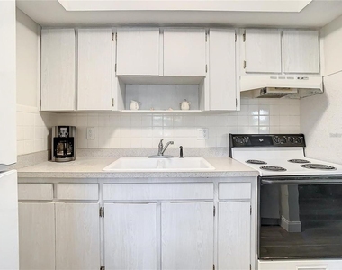 841 Patricia Avenue - Photo Thumbnail 12