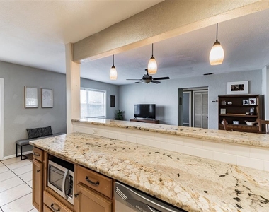 418 Lebeau Street - Photo Thumbnail 12