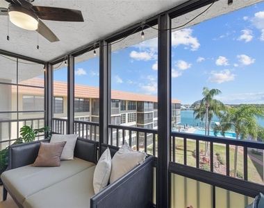 19701 Gulf Boulevard - Photo Thumbnail 19