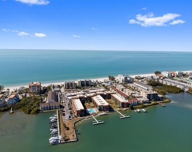 19701 Gulf Boulevard - Photo Thumbnail 38