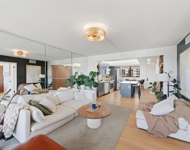 19701 Gulf Boulevard - Photo Thumbnail 16
