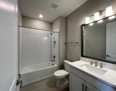 4612 Almada Lane - Photo Thumbnail 5