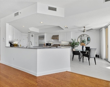 555 5th Avenue Ne - Photo Thumbnail 10