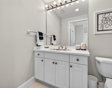 555 5th Avenue Ne - Photo Thumbnail 28