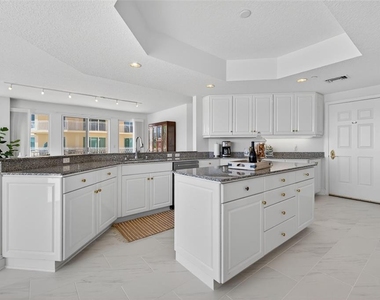 555 5th Avenue Ne - Photo Thumbnail 12