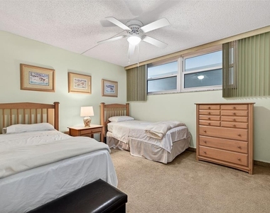 7625 Sun Island Drive S - Photo Thumbnail 19