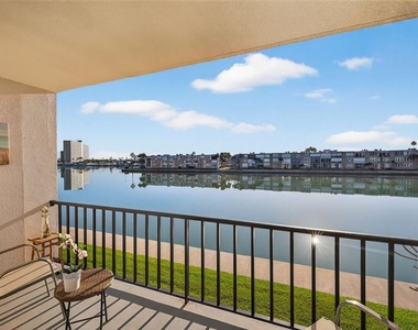 7625 Sun Island Drive S - Photo Thumbnail 21