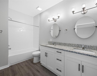 2117 Sebring Place - Photo Thumbnail 18