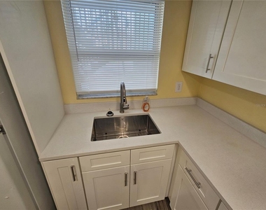 2045 Alpine Road - Photo Thumbnail 8