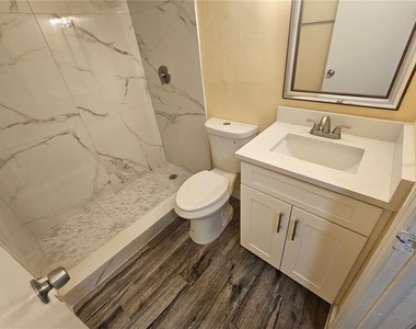 2045 Alpine Road - Photo Thumbnail 15
