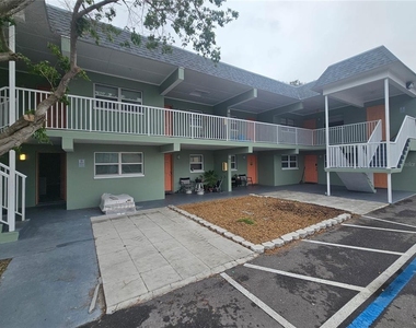 2045 Alpine Road - Photo Thumbnail 3