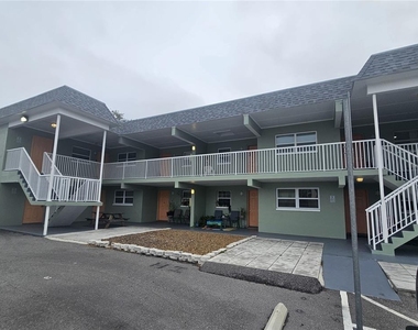 2045 Alpine Road - Photo Thumbnail 2