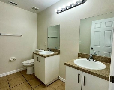 2850 Osprey Cove Place - Photo Thumbnail 8