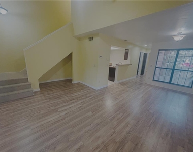 900 Sw 62 Boulevard - Photo Thumbnail 1