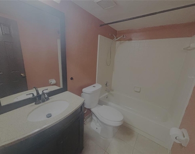 900 Sw 62 Boulevard - Photo Thumbnail 18