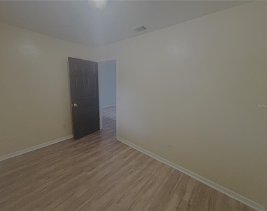 900 Sw 62 Boulevard - Photo Thumbnail 10
