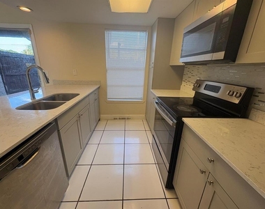 4033 Henley Road - Photo Thumbnail 15