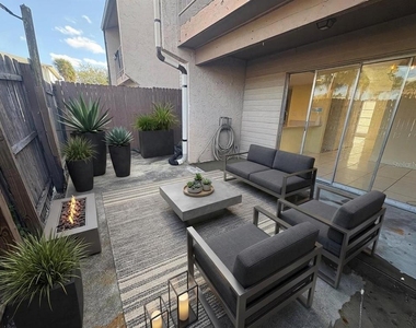 4033 Henley Road - Photo Thumbnail 7