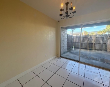 4033 Henley Road - Photo Thumbnail 29
