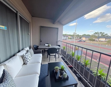 4033 Henley Road - Photo Thumbnail 12