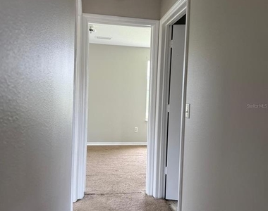 631 Washington Palm Loop - Photo Thumbnail 9