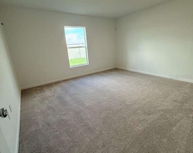 355 Artemis Street - Photo Thumbnail 14