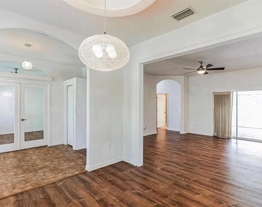 4901 Culdesac Court - Photo Thumbnail 1