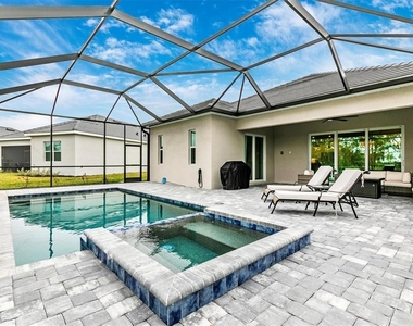 12733 Tulum Loop - Photo Thumbnail 23