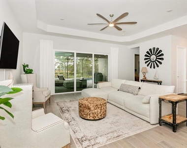 12733 Tulum Loop - Photo Thumbnail 17